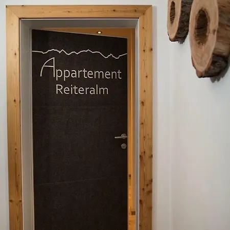 Almnest Apartment *