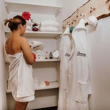 Апартаменти Almnest *