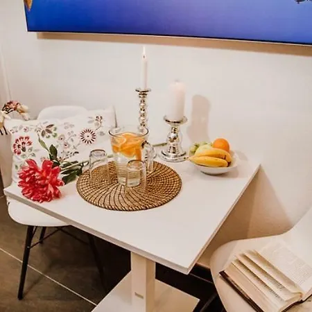 Almnest Апартаменти *