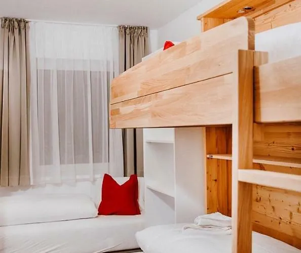 公寓 Almnest 斯拉德明